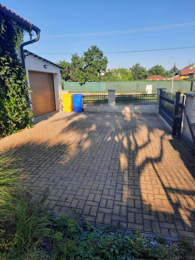 Apartman Mikulov Buitenkant foto